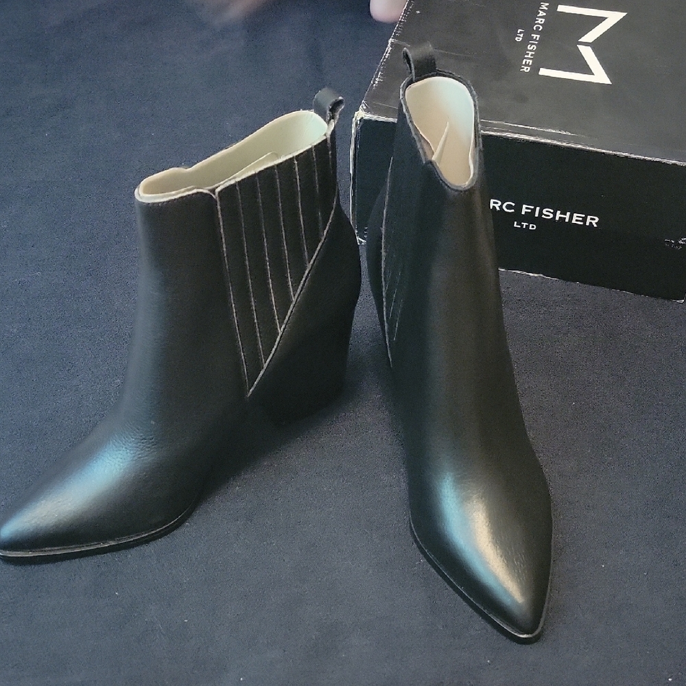 Marc Fisher Black Ankle Boots Sleek Design
